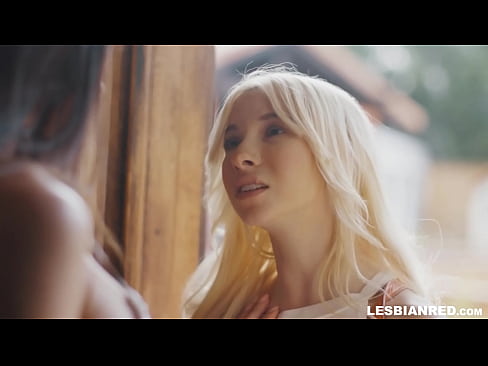 ❤️ Gadis datang ka imah sababaraha bulan engké na ends up dahar pussy stepmom nya ❤❌ pelacur di urang ❌